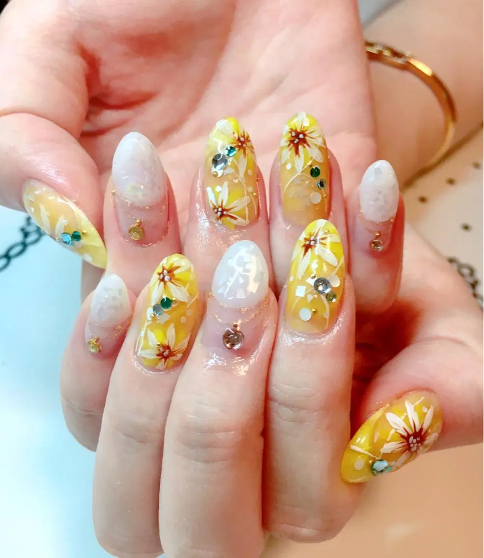 ネイル ハンドネイル nailist cocoのネイルデザイン