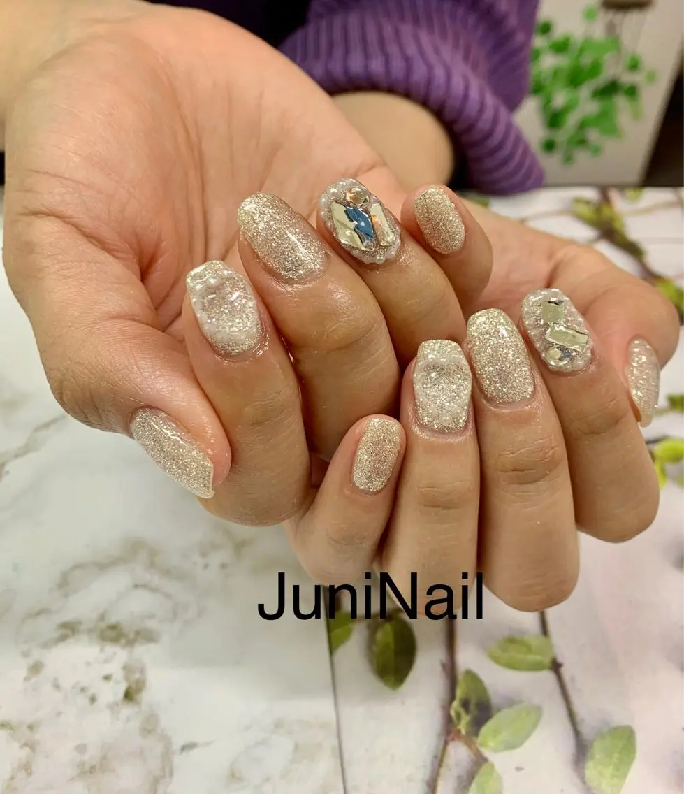 ネイル ハンドネイル JuniNail 주니네일🇰🇷suのネイルデザイン