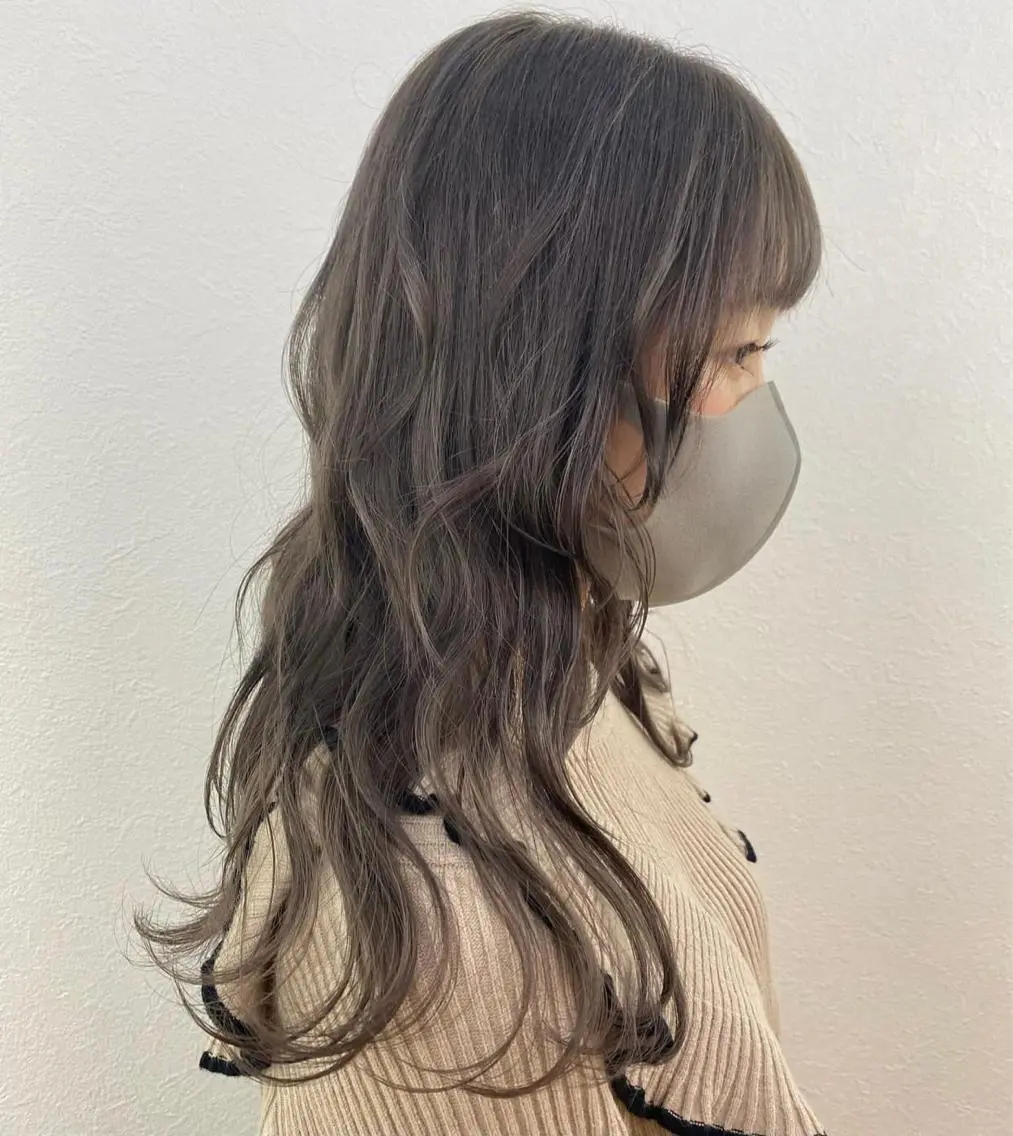 セミロング 遠藤沙也加 /レイヤーカットのヘアスタイル