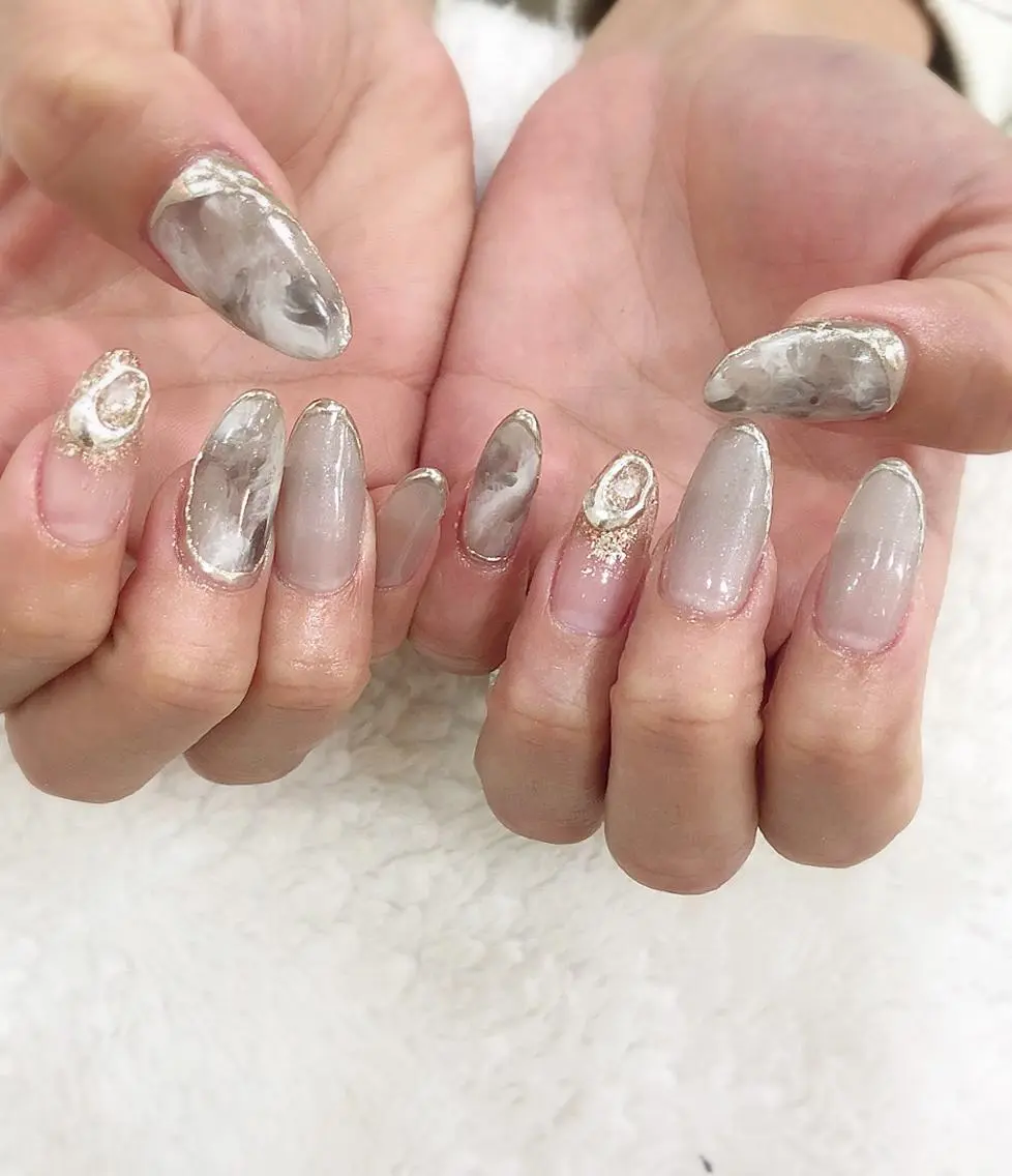ネイル アートネイル 長さ出し フットネイル ジェルネイル ミラーネイル nail salon Regaosのネイルデザイン
