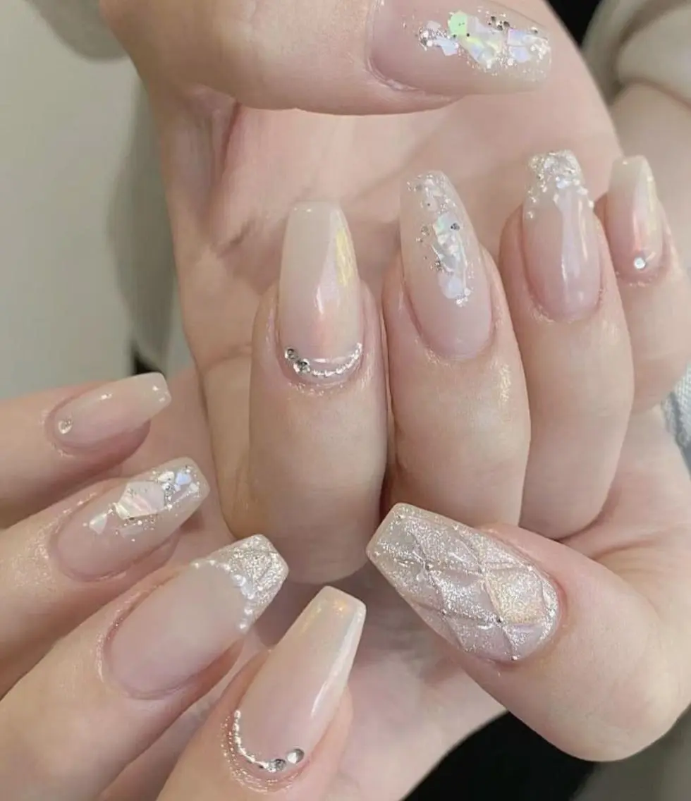 ネイル アートネイル 長さ出し ネイルチップ Queen‘s なんのネイルデザイン