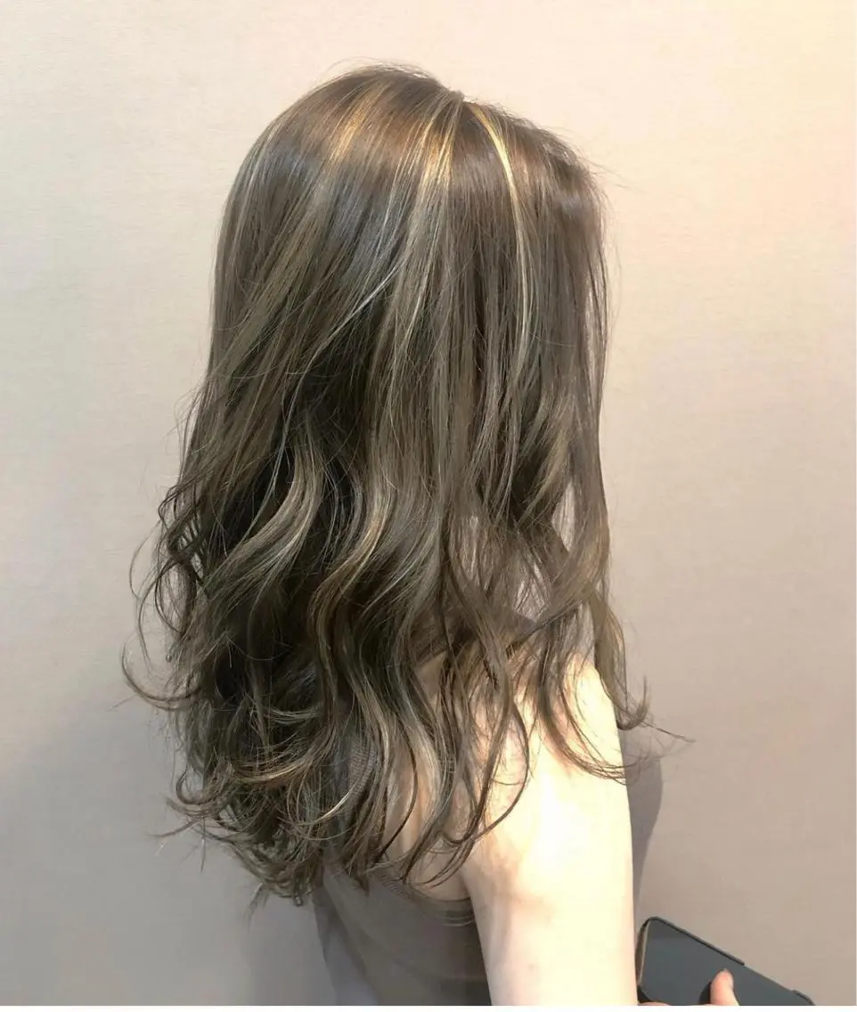 セミロング Assemble YUYAのヘアスタイル