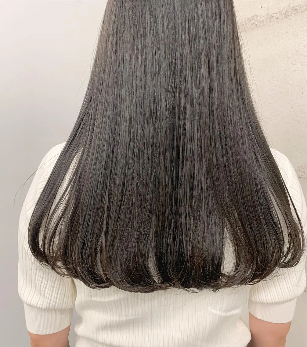 カラー 透明感/オリーブ/ グレージュ/YUKAのヘアスタイル