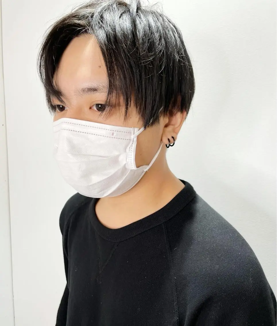 メンズ シンプル+αな デザインを 松崎陸のヘアスタイル