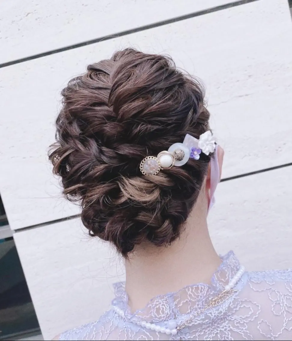 セミロング ヘアセット ambleluxe 🌈透明感カラー中野のヘアスタイル
