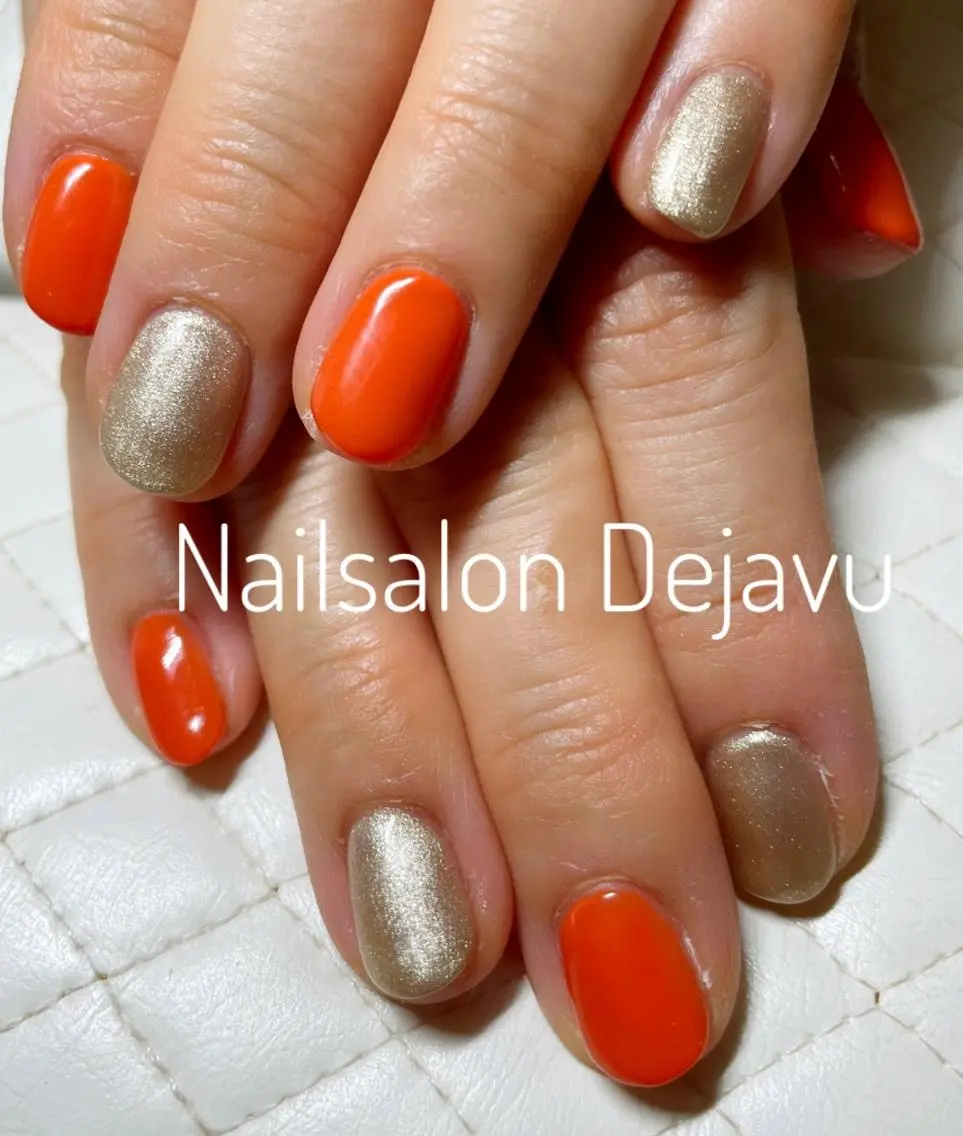 ネイル アートネイル ジェルネイル ラメ(グリッター) ワンカラーネイル シンプルネイル ハンドネイル Nail salon Dejavu 🌿のネイルデザイン