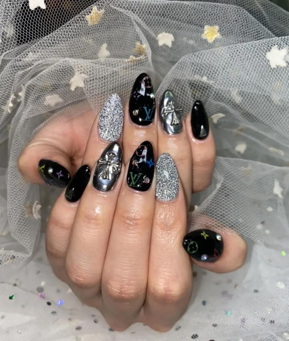 ネイル 🦋ネイルサロン ブラン🌈ゆりのネイルデザイン