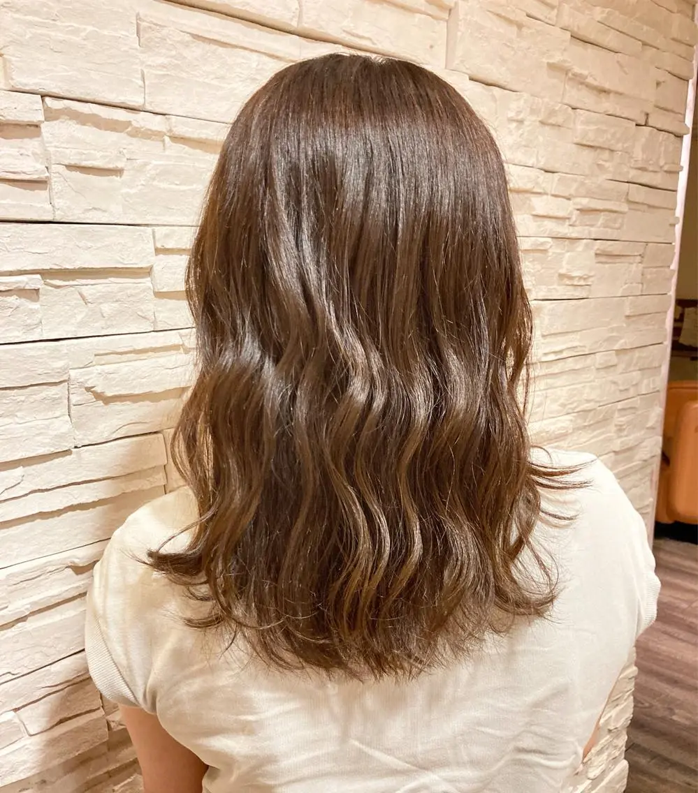 ミディアム カラー 透明感カラー グレージュ カット ヘアカラー トリートメント 森田 研司のヘアスタイル