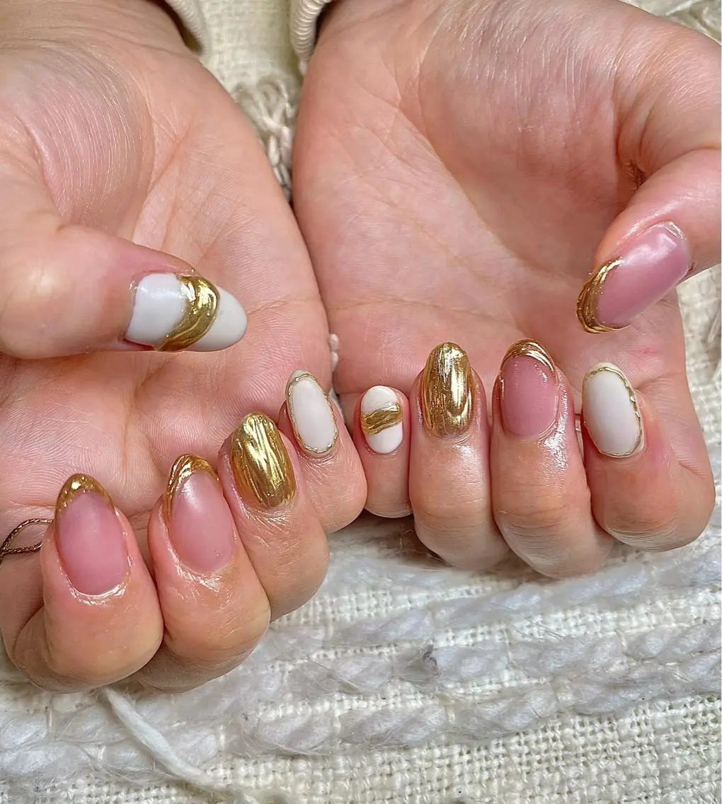 ミディアム カラー パーマ ヘアアレンジ メンズ キッズ ネイル マツエク・マツパ マットネイル ミラーネイル el. by Aoのネイルデザイン