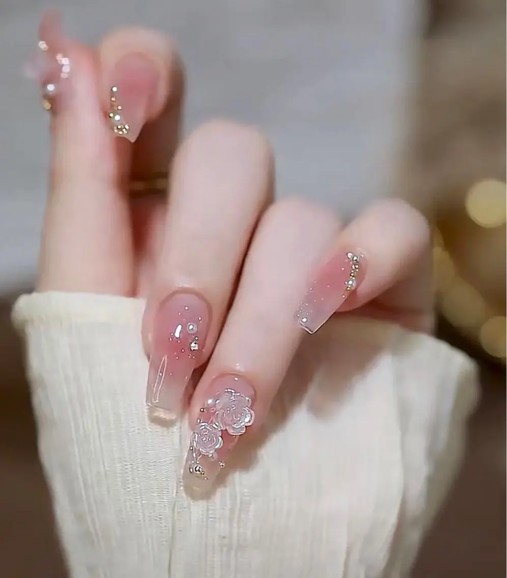 ネイル 長さ出し シンプルネイル ネイルチップ ISA_ BELLAのネイルデザイン
