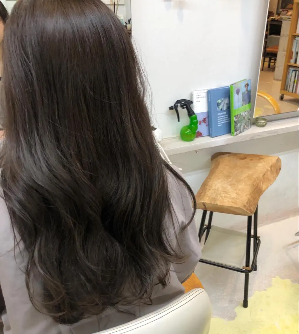 ロング カラー Moca 〰️のヘアスタイル