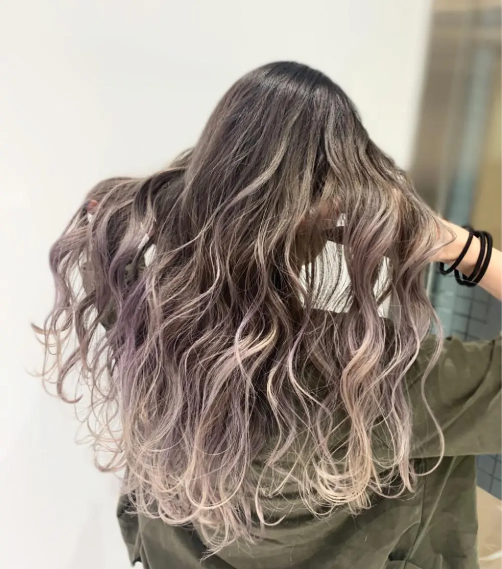 セミロング カラー バレイヤージュ レイヤーカット カット ヘアカラー ブリーチ/バレイヤ ージュ川端裕司のヘアスタイル