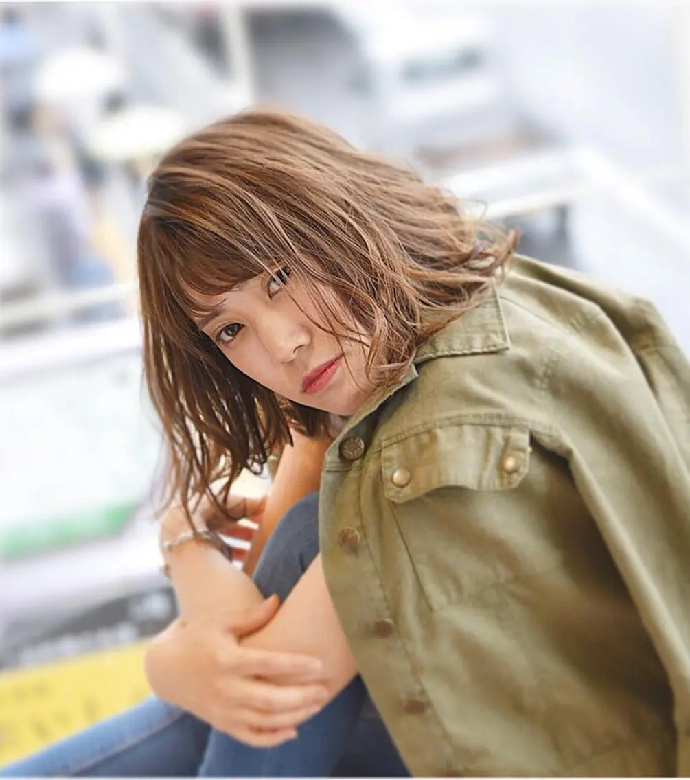 ミディアム 伊藤 光成のヘアスタイル