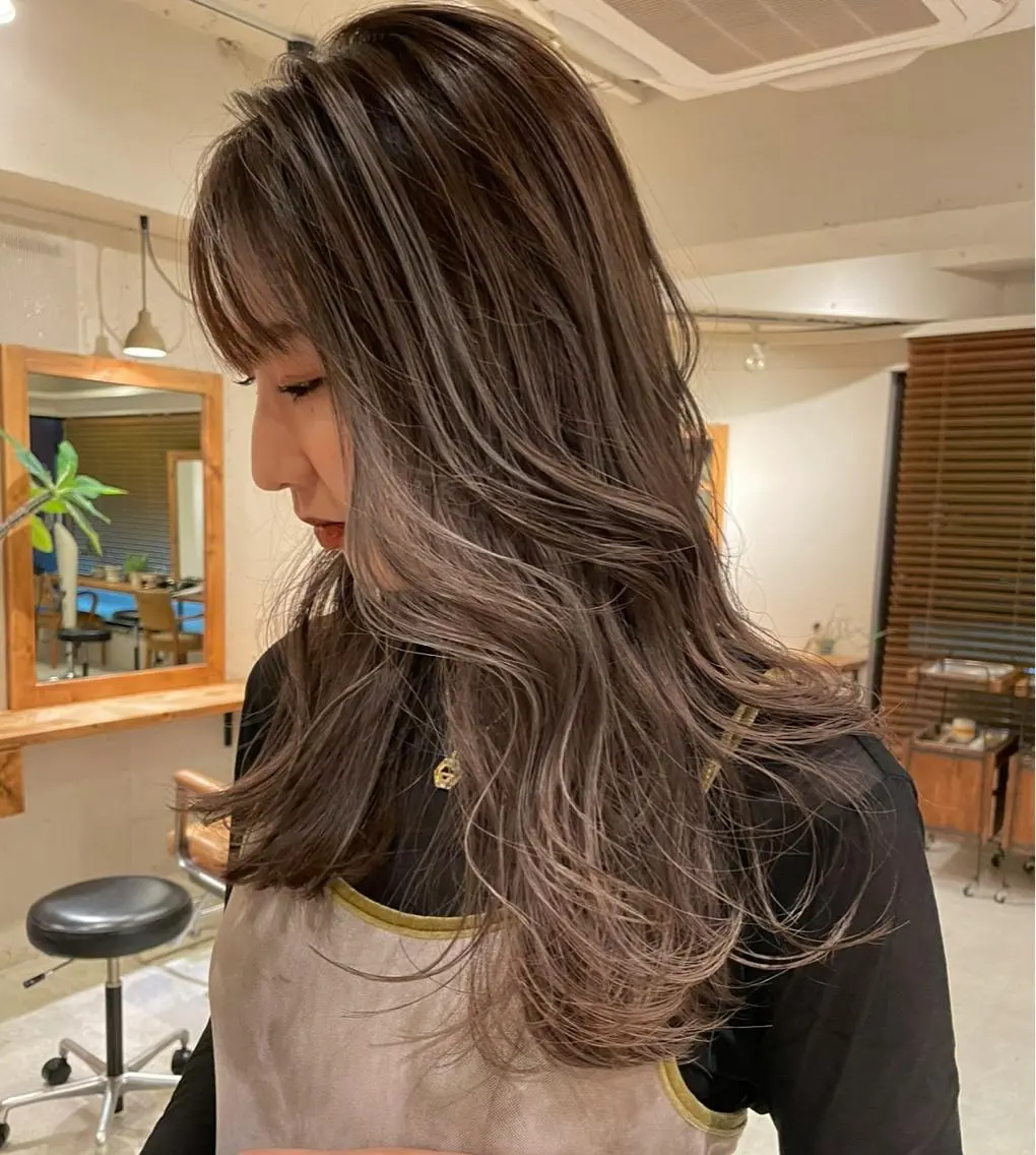 ロング カラー ファッションに 溶け込むstyleのヘアスタイル