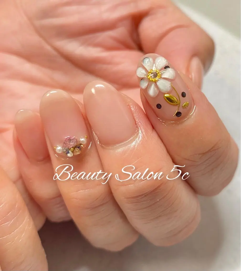 ネイル Salon 5c CHIAKIのネイルデザイン