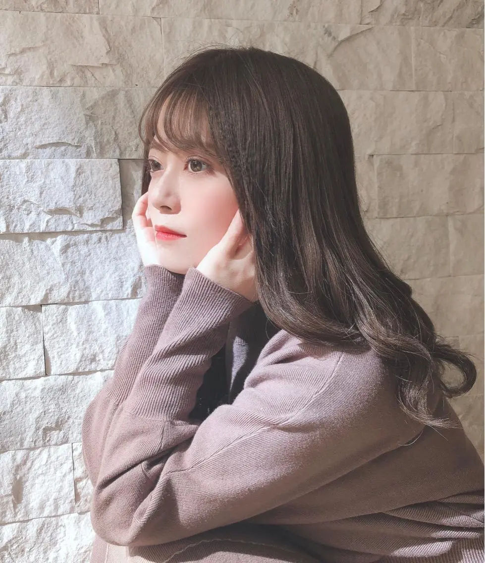 セミロング ララモアナ naru.のヘアスタイル