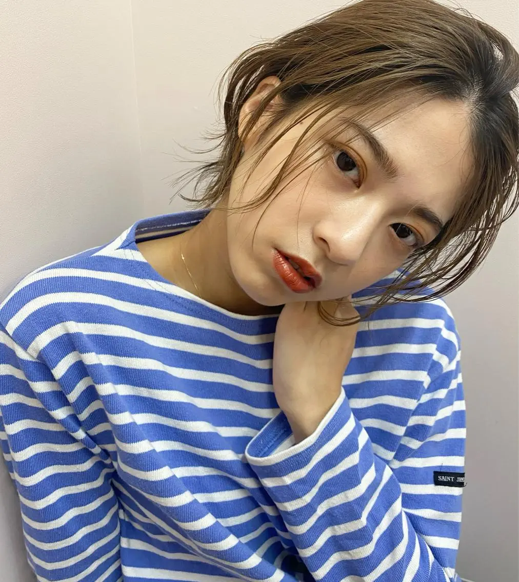 カラー 大山 茶子のヘアスタイル
