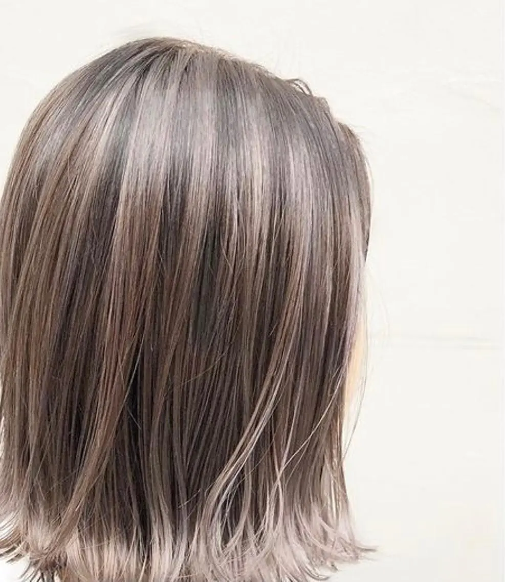 ミディアム ヘアカラー トリートメント ニシキオリ ユウキのヘアスタイル