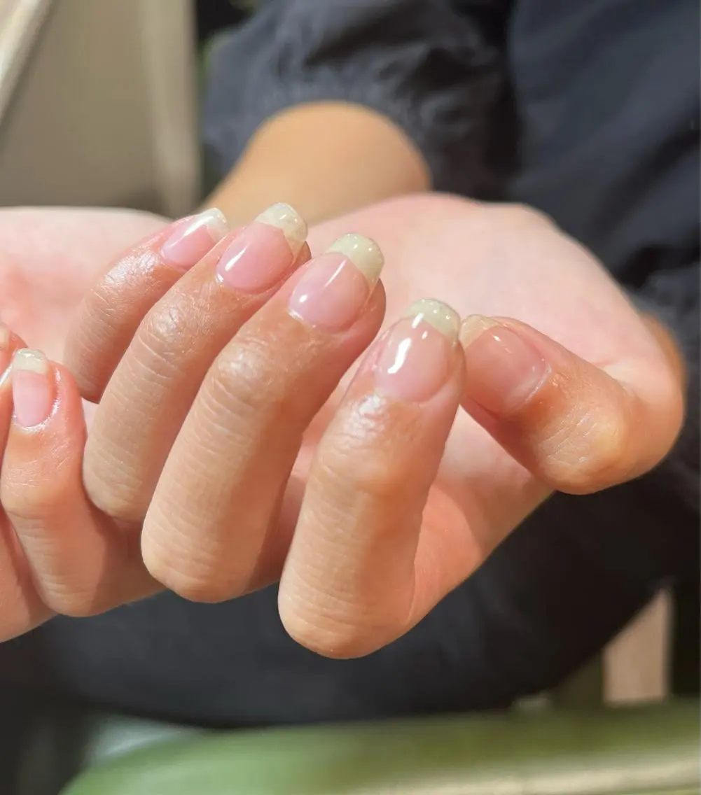 ネイル クリアネイル ジェルネイル ネイビー ワンカラーネイル パラジェル カットパーマ 🌀あさみのヘアスタイル
