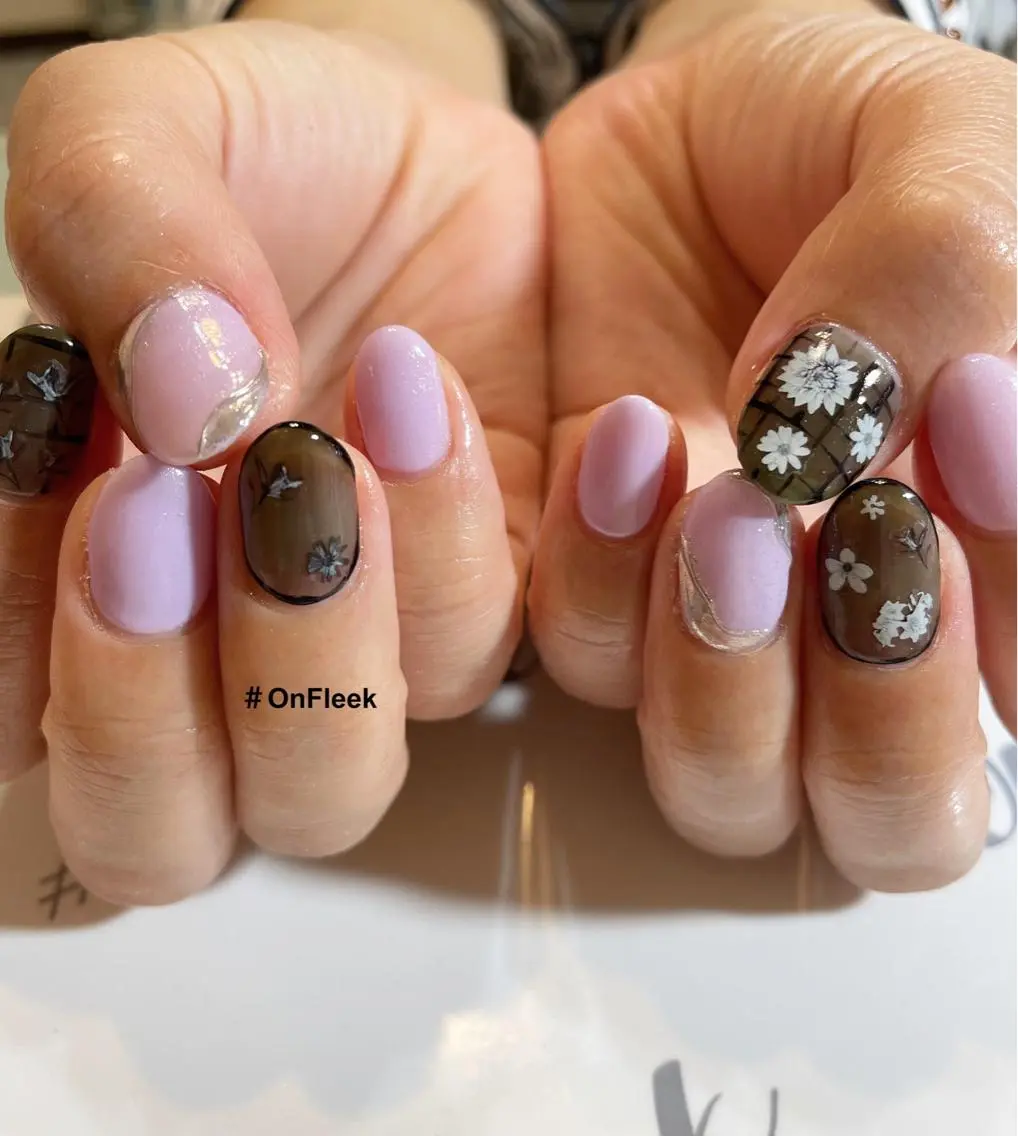 ネイル ミラーネイル ハンドネイル NailSalon ＃OnFleekのネイルデザイン