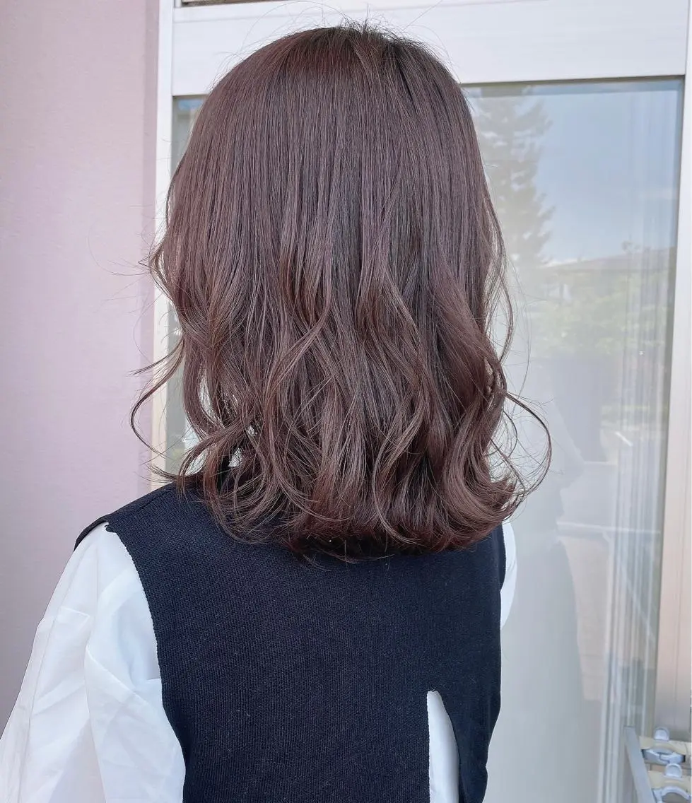 ミディアム カラー ベージュカラー ピンクカラー ピンクベージュ 阿部 響香のヘアスタイル