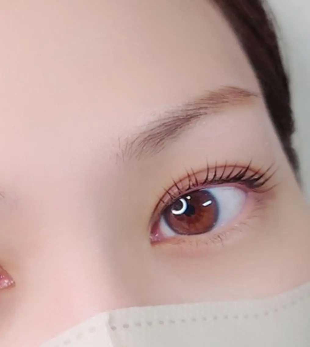メンズ マツエク・マツパ NAZ 表参道 Tomokoの眉毛・アイブロウイメージ