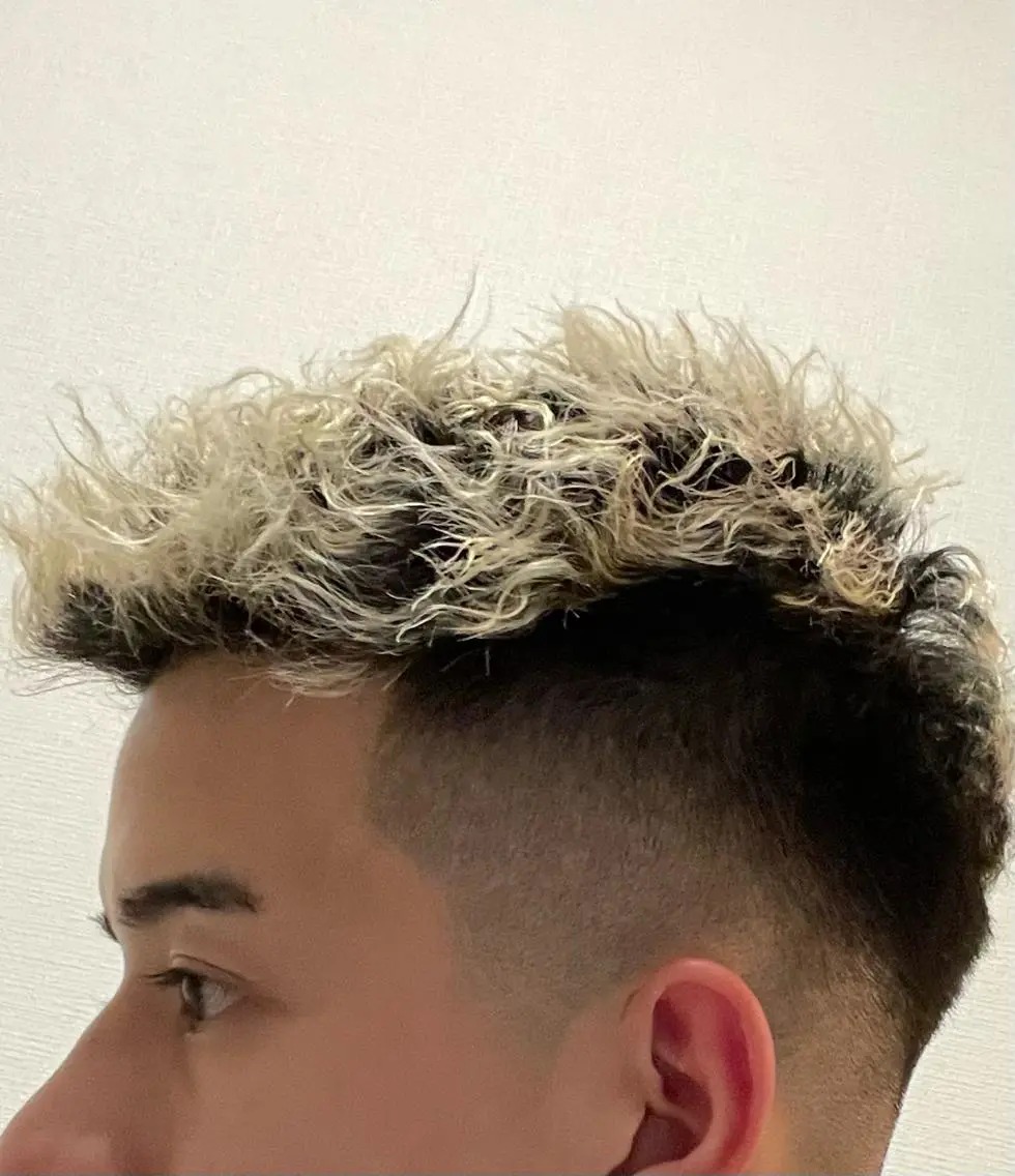ショート 新宿スキンフェード 佐藤京介のヘアスタイル