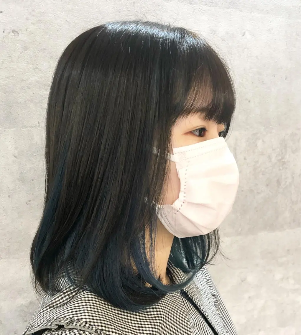 セミロング カラー アディクシーカラー ブリーチ ブルーカラー ケアブリーチ イルミナカラー 髪質改善で 憧れの潤艶美髪にのヘアスタイル