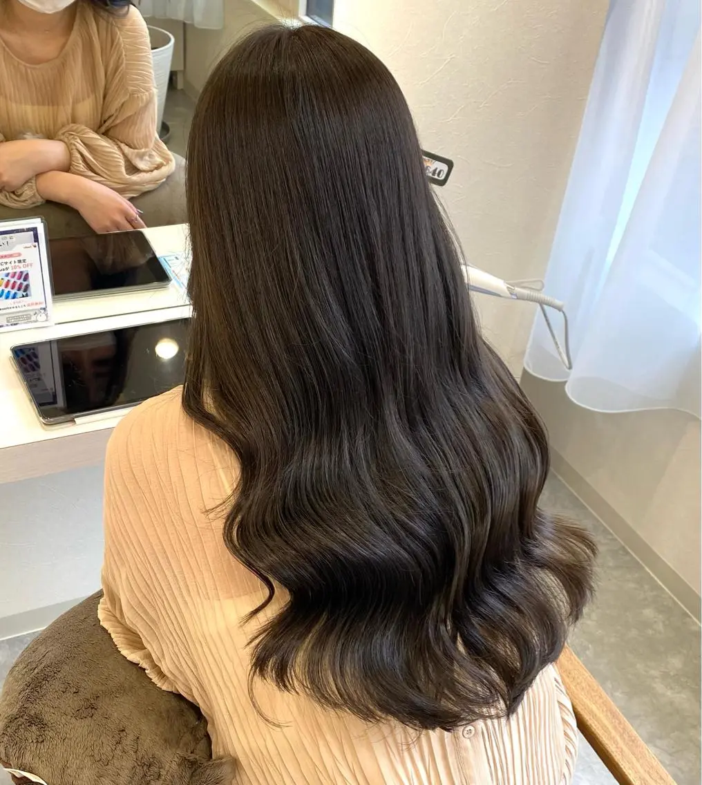 ロング カット ヘアカラー トリートメント 髪質改善&ヘアケア 永山若奈のヘアスタイル