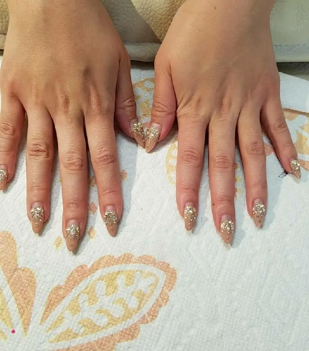 ネイル ＪＥＷＥＬ ＮＡＩＬのネイルデザイン