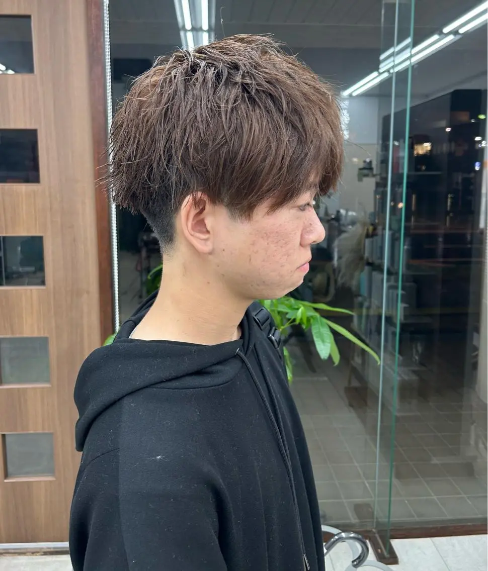 ショート カラー メンズ メンズブリーチ ブリーチ ブラウンカラー ブリーチなしカラー カット ヘアカラー メンズパーマの達人 / タカシマダイスケのヘアスタイル