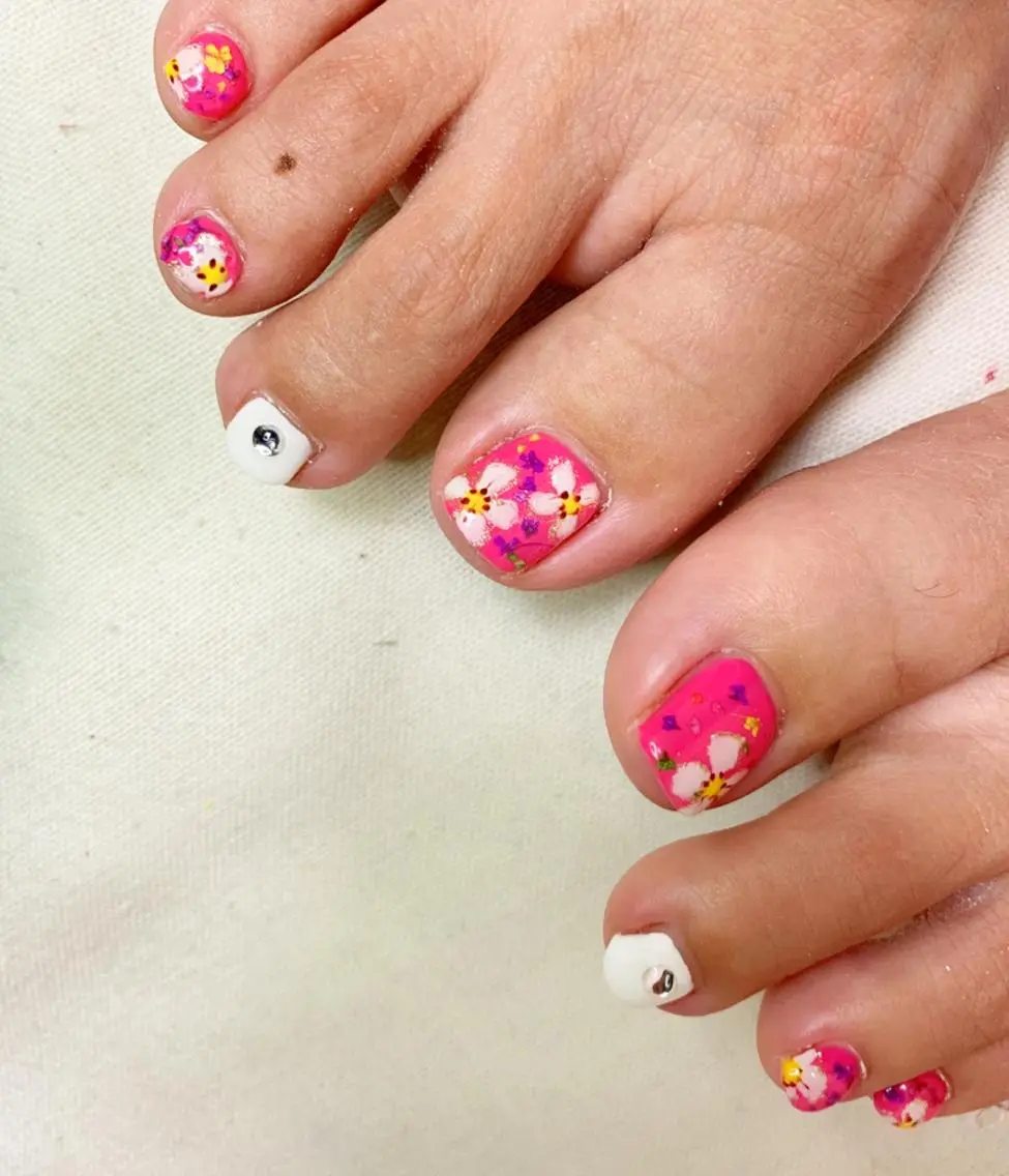 ネイル AZU nailのネイルデザイン