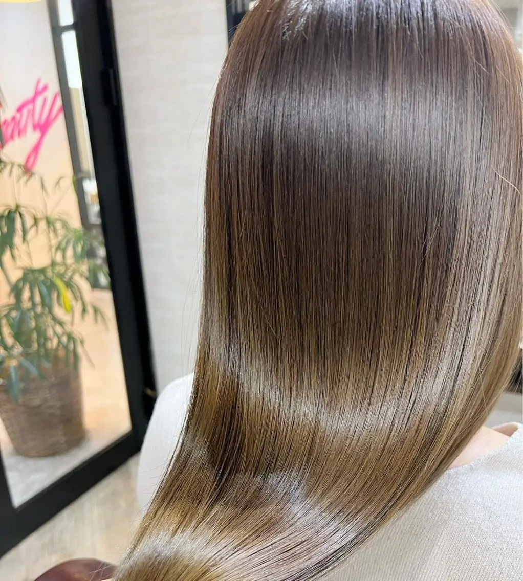 セミロング カラー ヘアアレンジ aloha hibinoのマツエク・マツパデザイン