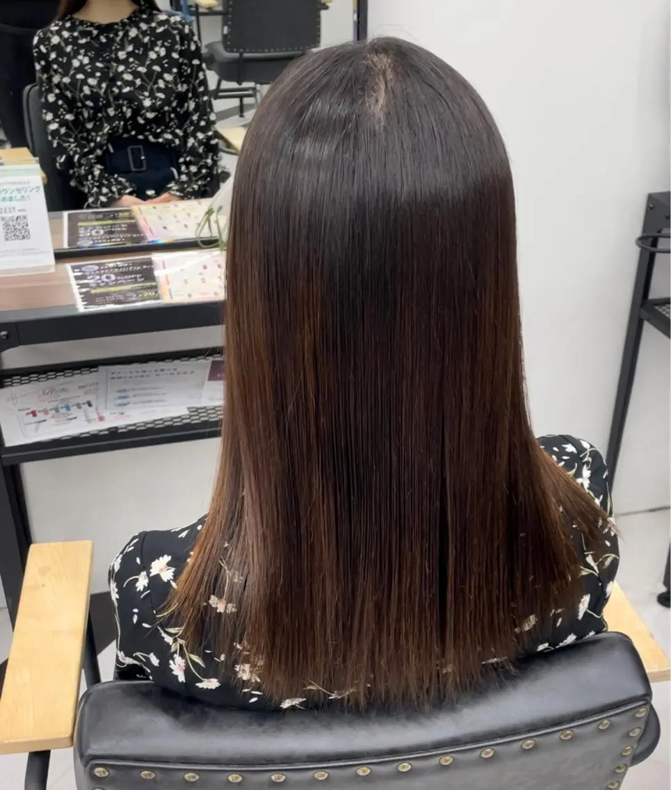 ショート カラー パーマ ヘアアレンジ メンズ キッズ ネイル マツエク・マツパ アイブロウ 酸性ストレート ストレートパーマ mona/ ストレートスタイル✨のヘアスタイル