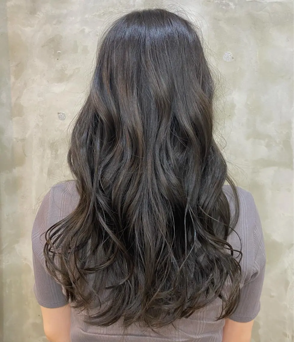 ロング カラー ヘアアレンジ アッシュ ブリーチ ブリーチなしカラー 志賀 あずみのヘアスタイル