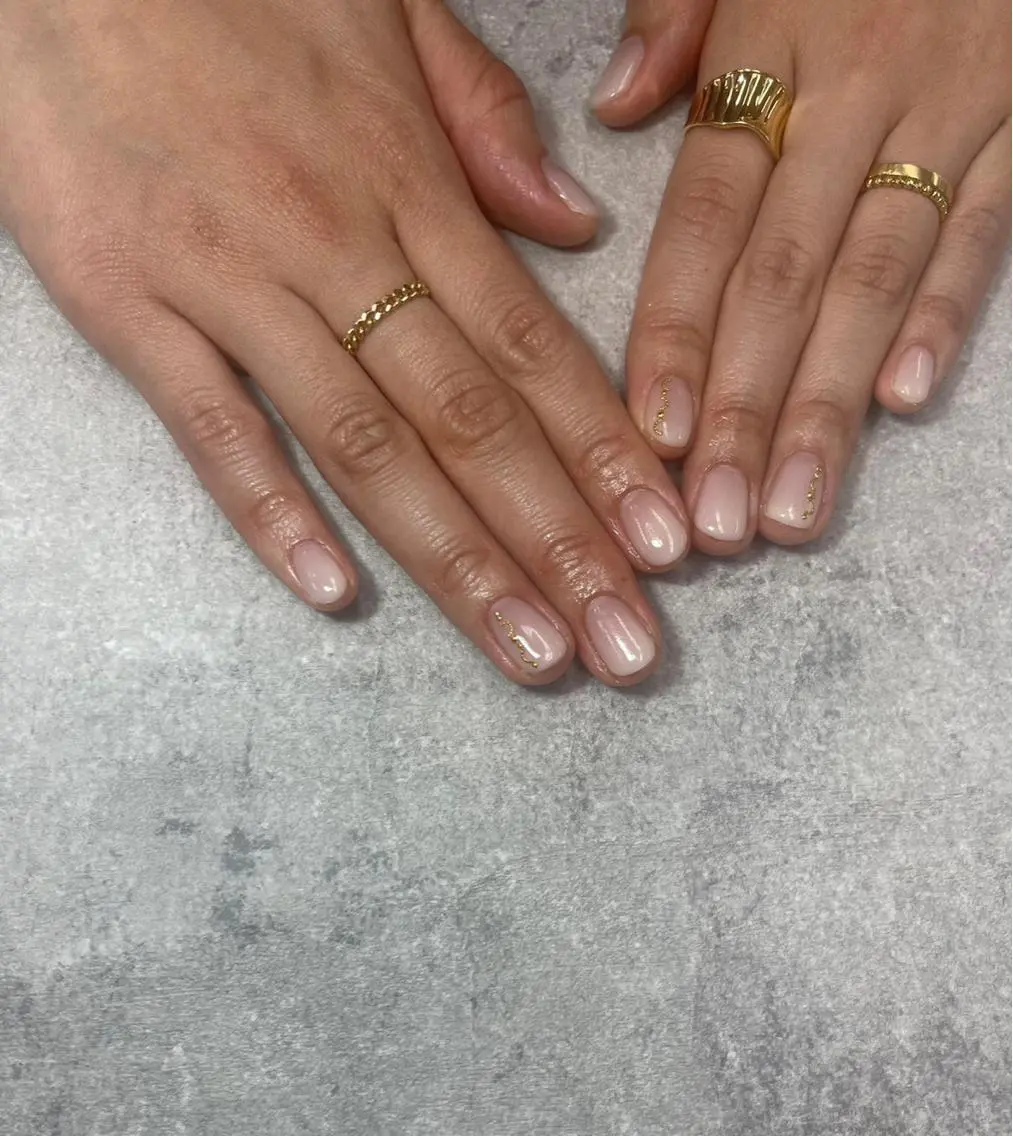 ネイル グラデーション シンプルネイル ホワイト ハンドネイル FASTNAIL PLUS 新宿店のネイルデザイン