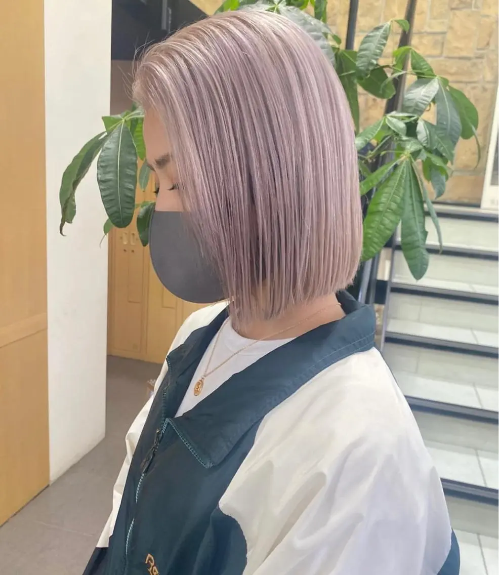 ミディアム ラベンダーベージュ 艶髪カラー🫧 髪質改善🪽萩原のヘアスタイル