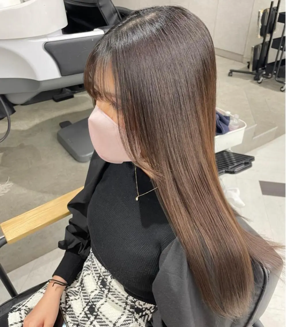 ミディアム カラー パーマ ヘアアレンジ メンズ キッズ ネイル マツエク・マツパ アイブロウ mona/ ストレートスタイル✨のヘアスタイル
