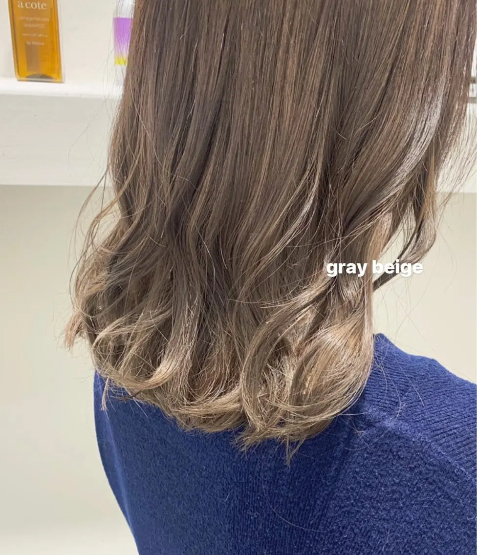 セミロング カラー ブリーチ ブリーチなしWカラー ／レイヤー🎀マリノのヘアスタイル