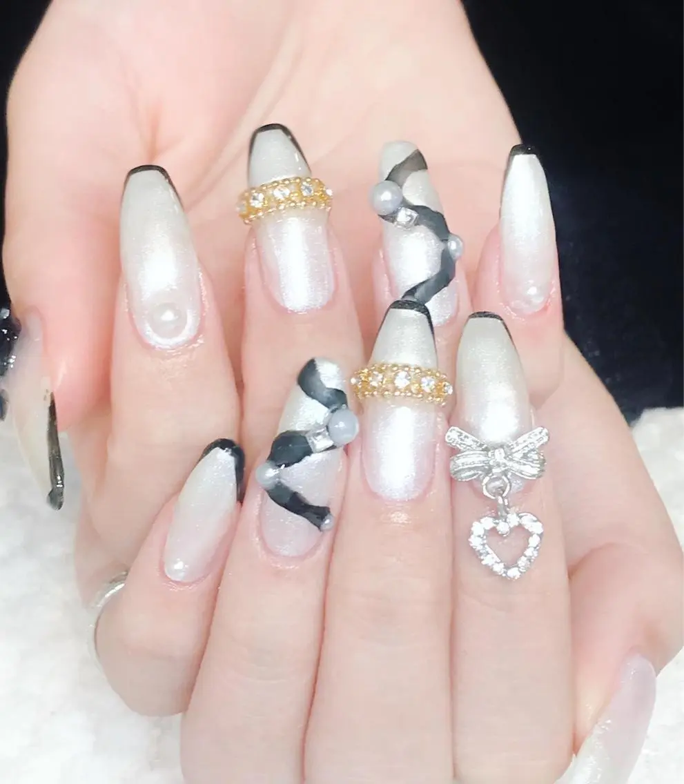 ネイル ロングネイル ワンホンネイル Nyanco Nailのネイルデザイン