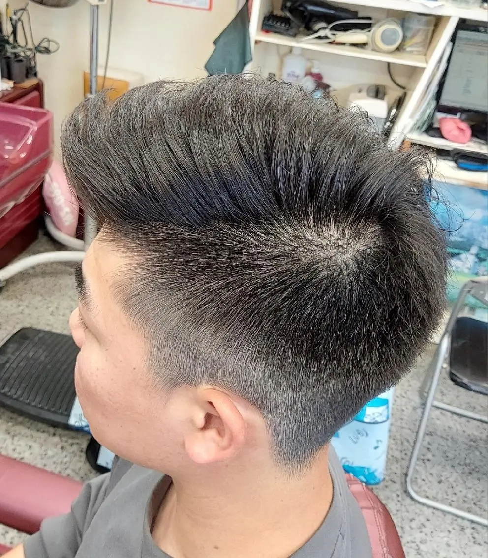 ショート カット 河合 勇喜のヘアスタイル