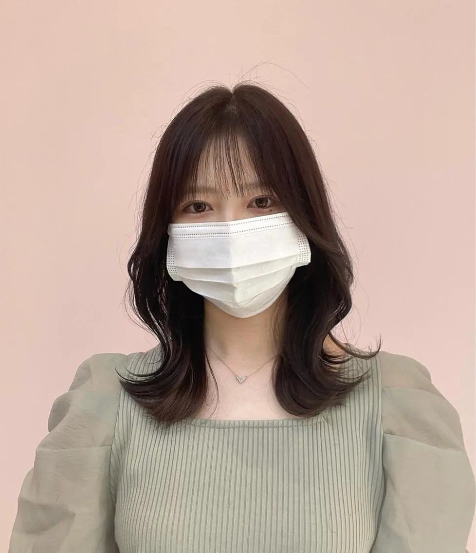 ミディアム ミディアムレイヤー 韓国風ヘア レイヤーカット カット ヘアカラー トリートメント ❤︎︎韓国ヘア❤︎︎ 𝑺𝒉𝒊𝒉𝒐のヘアスタイル