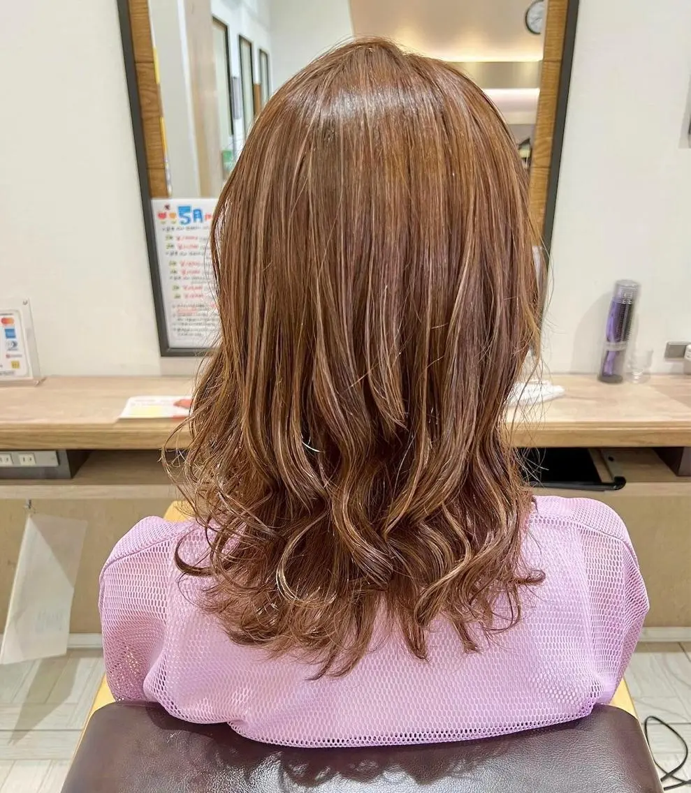 ミディアム カラー ハイライトカラー ハイライト Marika 🫧のマツエク・マツパデザイン