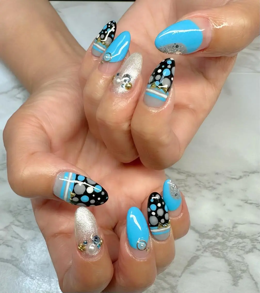 ネイル ブルー 夏ネイル ハンドネイル Mai’s nailのネイルデザイン