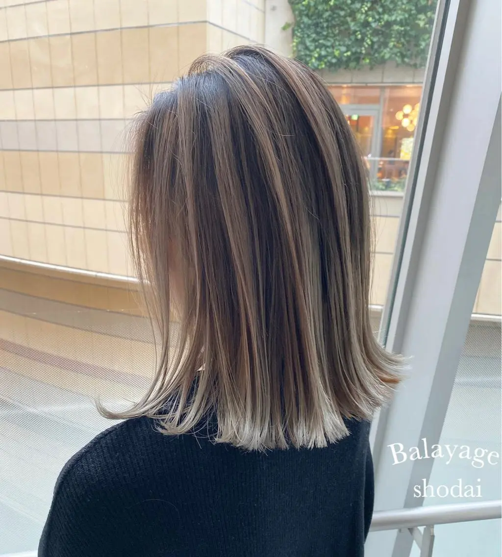 ミディアム カラー ヘアアレンジ ネイル マツエク・マツパ カット ヘアカラー ハイライト、レイヤー カット/西梅田/中西のヘアスタイル