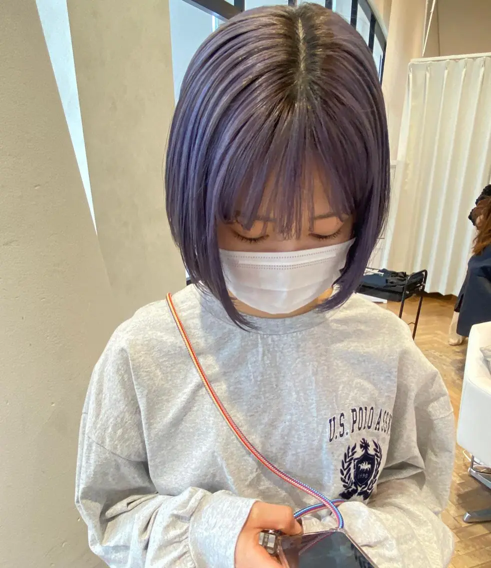 ショート カラー ブリーチ ブルーカラー ブルーラベンダー ラベンダーカラー 増井 彩乃のヘアスタイル