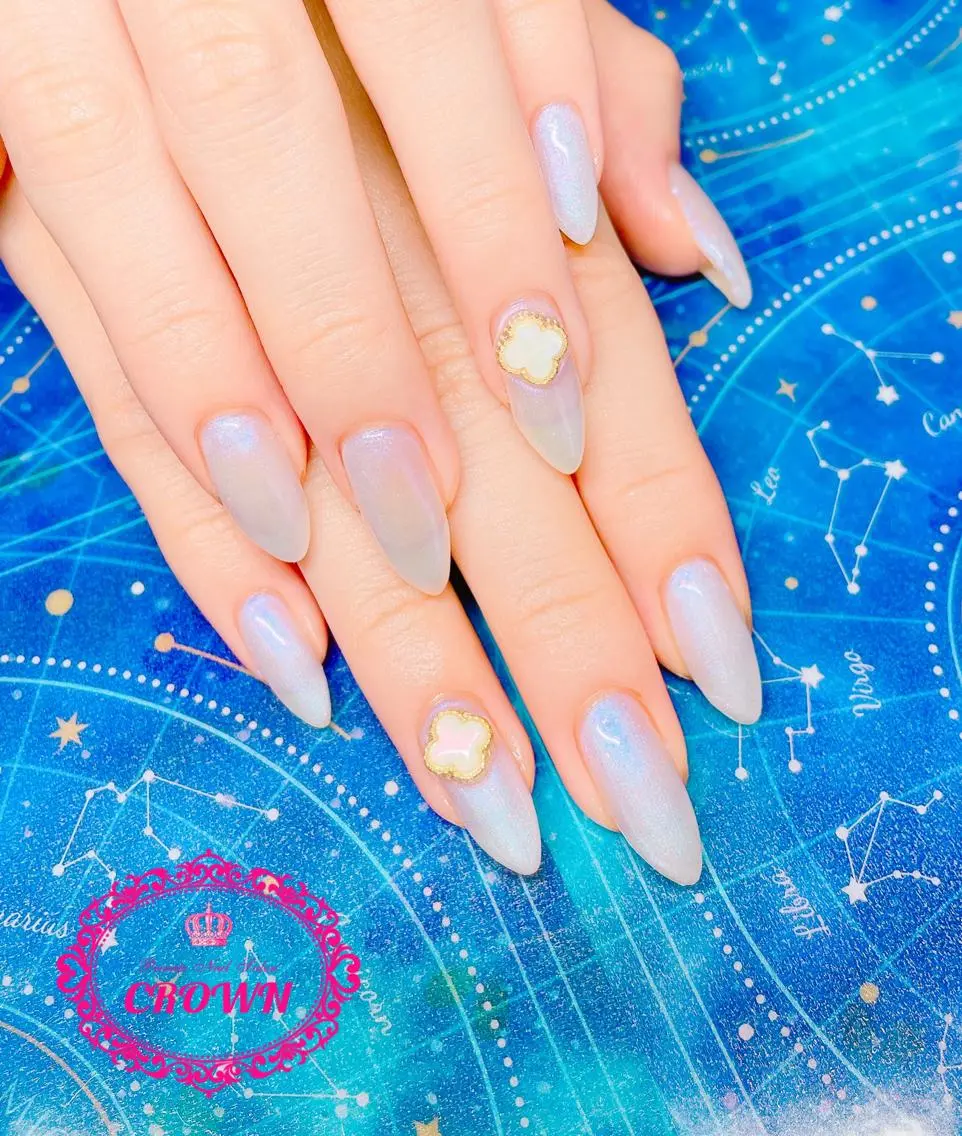 ネイル ハンドネイル CROWN プライベートサロンのネイルデザイン