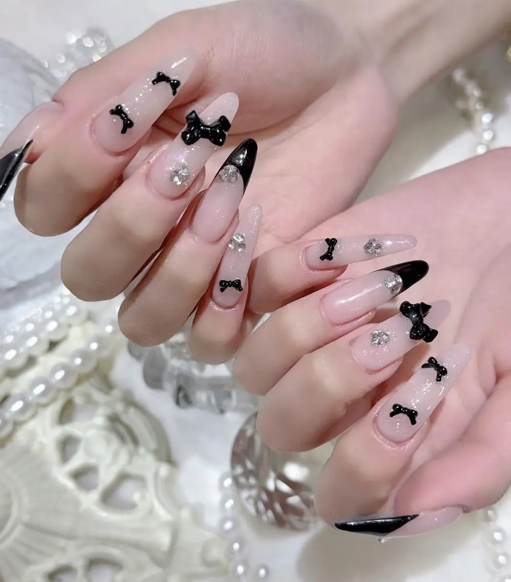 ネイル オーロラネイル チークネイル フットネイル ジェルネイル 韓国ネイル ハンドネイル Buruberii hbaby nailのネイルデザイン
