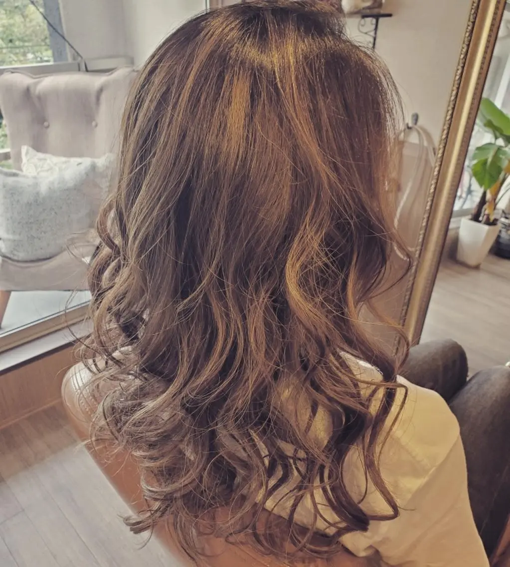 ロング カラー 外国人風カラー トリートメント spa hair ark 富井直美のヘアスタイル