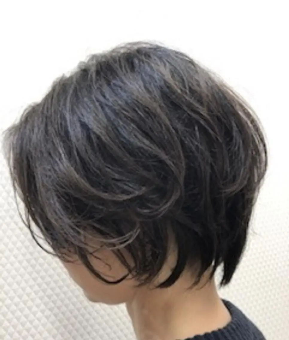 ショート 前下がりボブ ボブ カット 谷本 栄治のヘアスタイル
